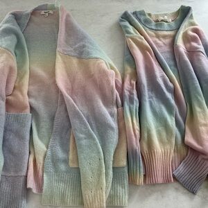 Splendid Pastel Women's Cardigan and Sweater Set